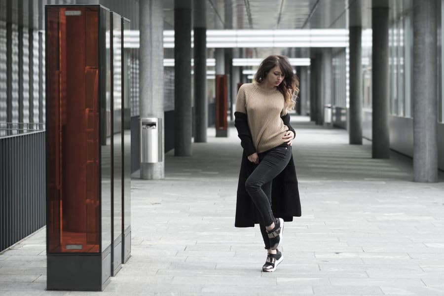 Photo by Matthias Gaberthüel