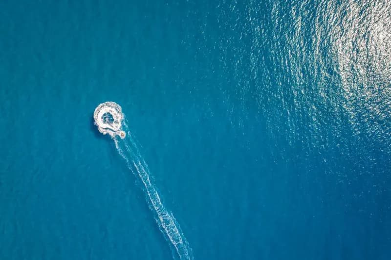 Photo by Placido Faranda