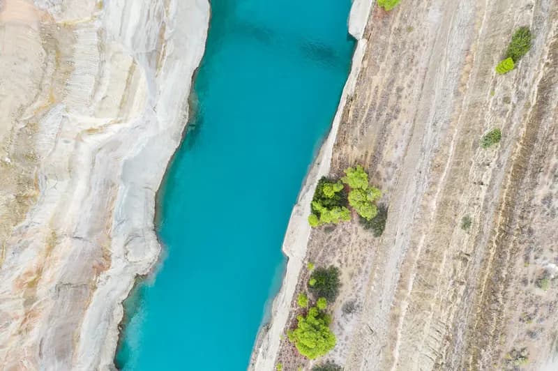 Photo by Francesco Pennacchio