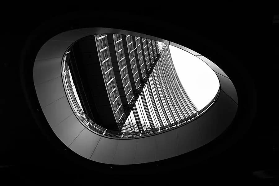 Rafal Rogalski: The Hole