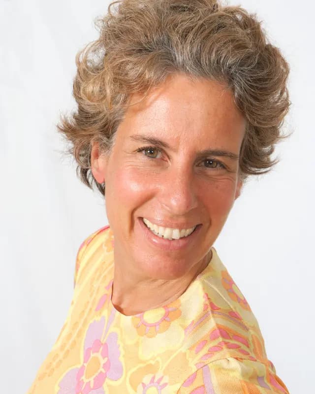 Catherine Lewis portfolio image 5