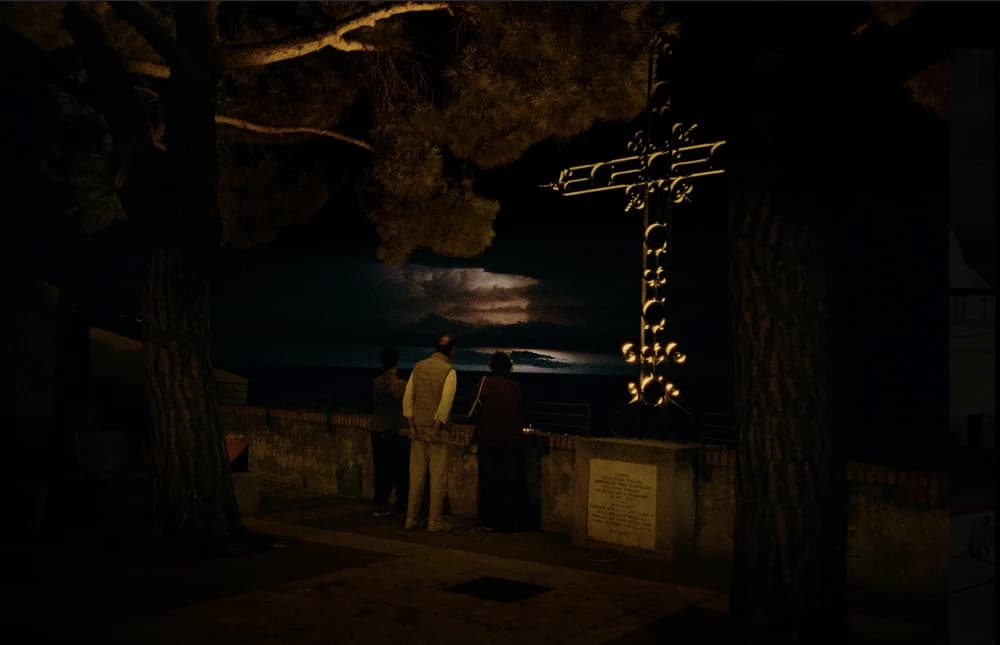 Photo by Florian Strandl