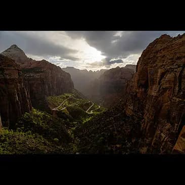 Tyler Bock - Schlucht im Sonnenlicht