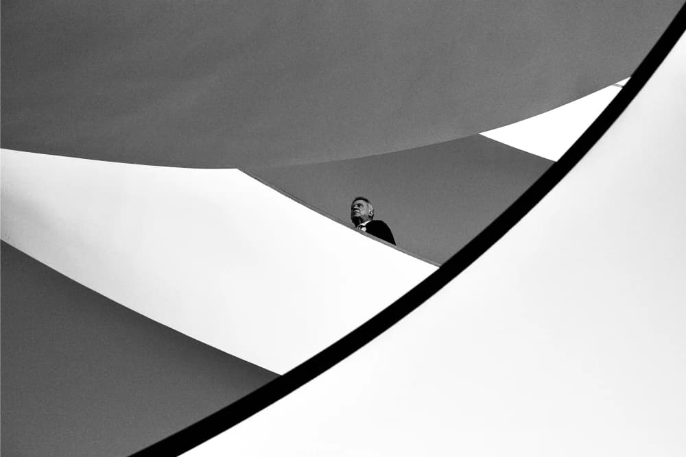 mONEchrome Stories — Streetfotografie in Schwarzweiß