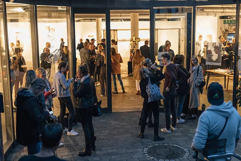 Public Voting at the gallery. Win great prizes by collecting visitors' votes!
